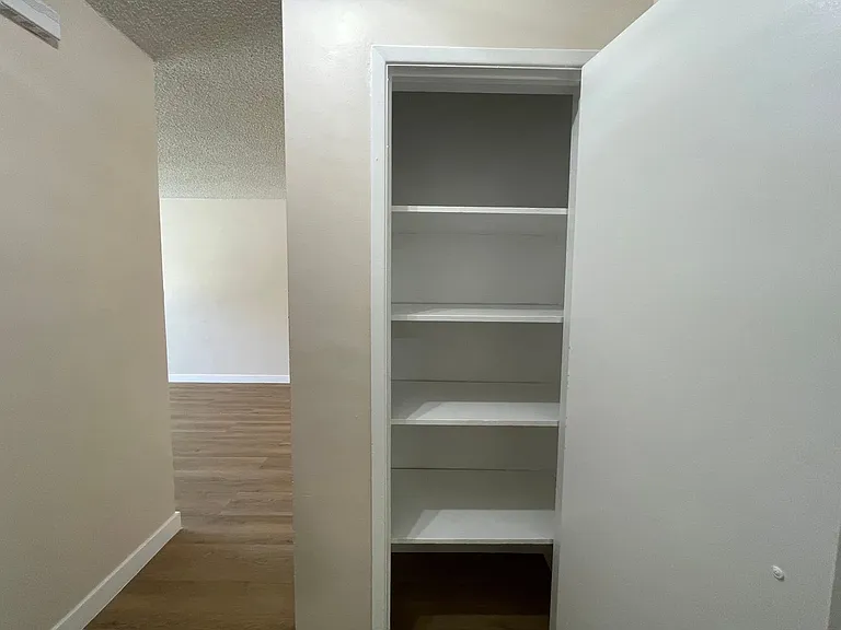 1141 Molino Ave — Photo 16