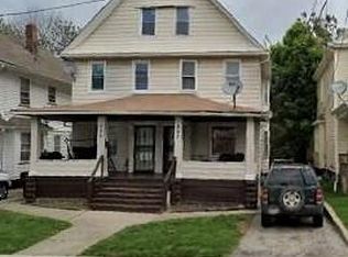 895 Evangeline Rd, Cleveland, OH 44110