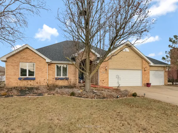 21235 Brittany Dr, Frankfort, IL 60423