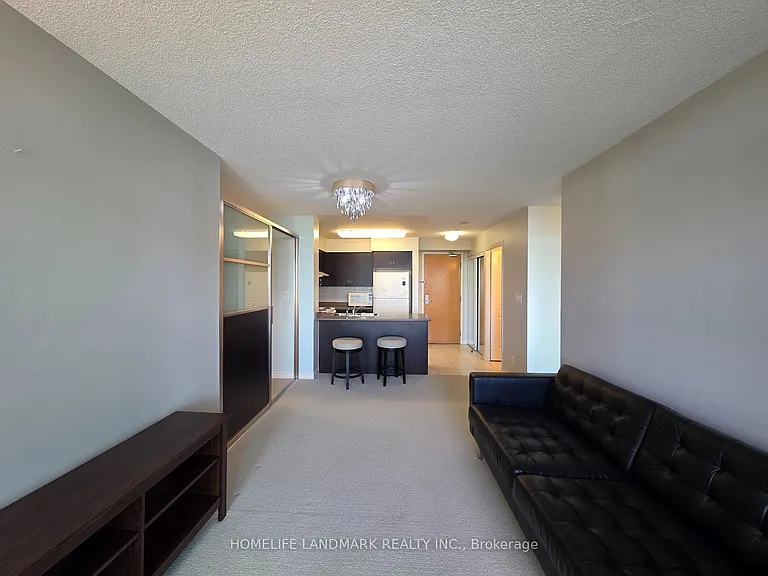 88 Grangeway Ave #1006 — Photo 5