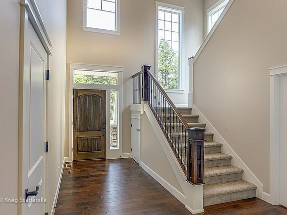 2 Story Entry 