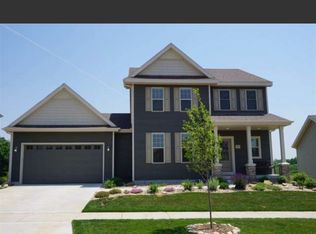 1341 Red Brick Ln, Sun Prairie, WI 53590