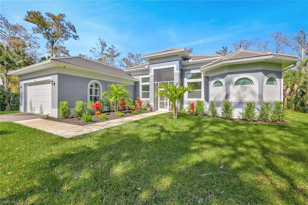4 bed, 3.5 bath, 3200 sqft, $12,000 — Photo 1