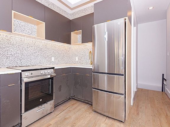 3rd image of 553 Gates Ave #1A