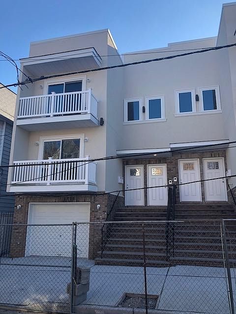1st image of 19 N 6th St Floor 2