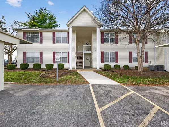 801 Sugar Valley Ct #5, Saint Peters, MO 63376