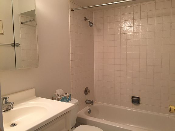 2nd image of 9357 Bay Colony Dr APT 1N