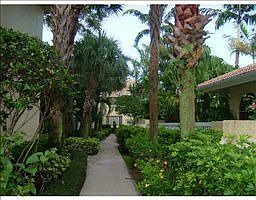 1st image of 16206 Glenmoor Dr