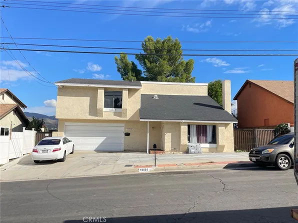 10808 De Haven Ave, Pacoima, CA 91331