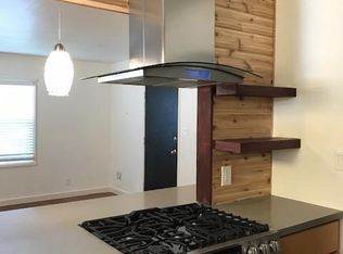 5643 Telegraph Ave APT B, Oakland, CA 94609