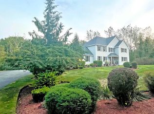 63 Ridge Rd, Nashua, NH 03062