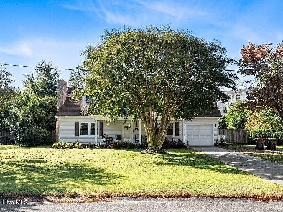 1st image of 937 Lorraine Drive