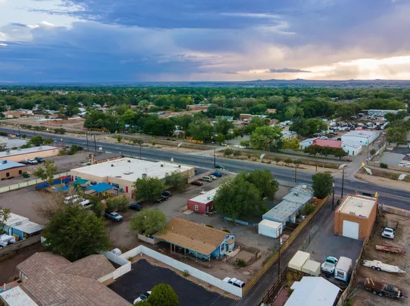 7524 2nd St NW, Albuquerque, NM 87107