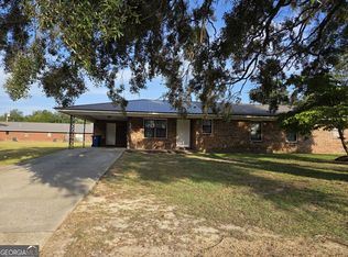 301B Arlington Dr, Vidalia, GA 30474