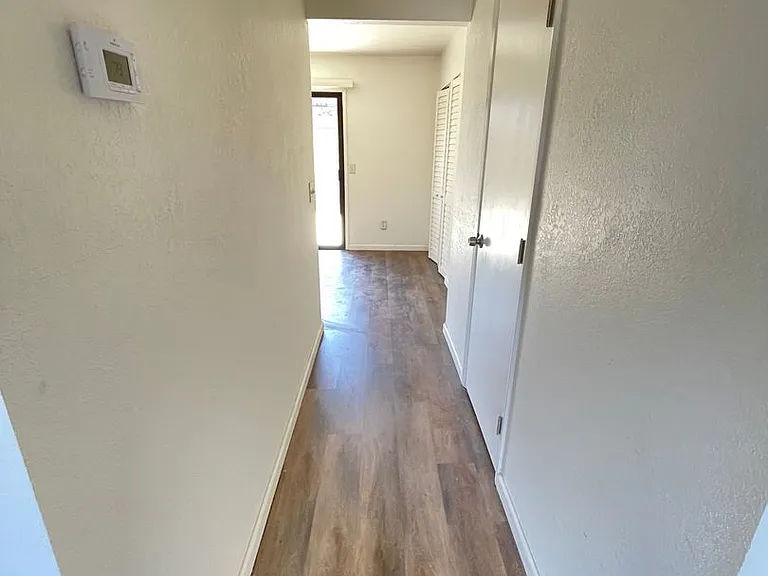 160 (1077 Alaska) — Photo 10