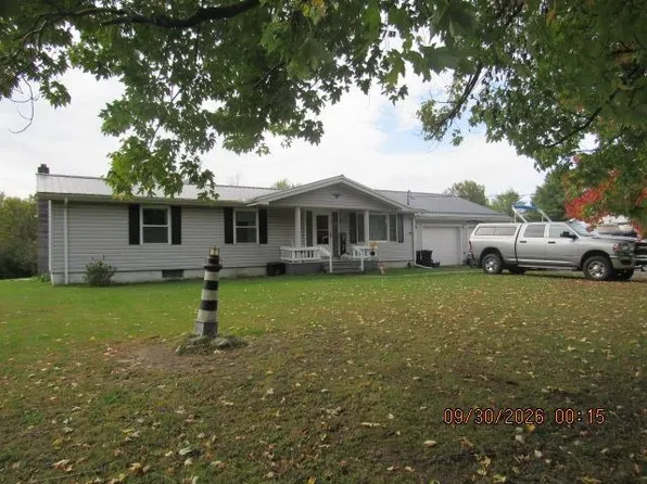 34 Brothers Rd, Massena, NY 13662