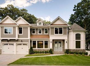 62 7th St, Cresskill, NJ 07626