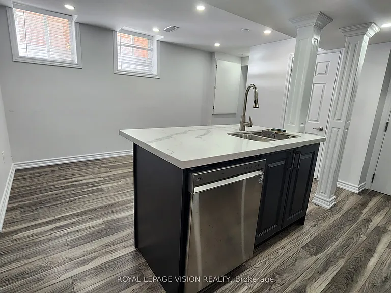 125 Hearne Cres — Photo 5