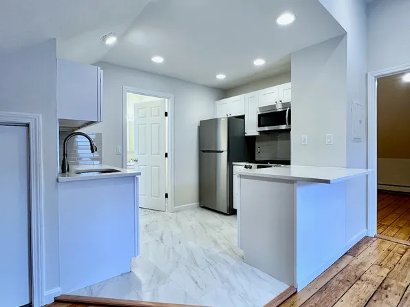 131 Pearl St, Somerville, MA 02145