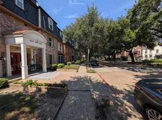 355 N Post Oak Ln APT 638, Houston, TX 77024