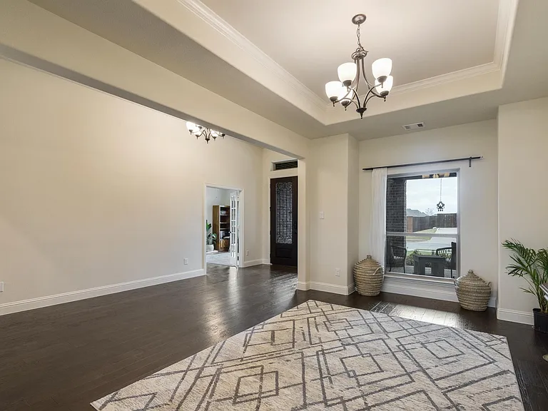 612 Ambergate Dr — Photo 10