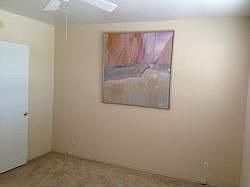4th image of 4525 NE 21st Ave APT 6