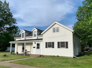 1102 10th St, Hudson, WI 54016