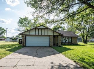 506 N Parkview St, Coffeyville, KS 67337