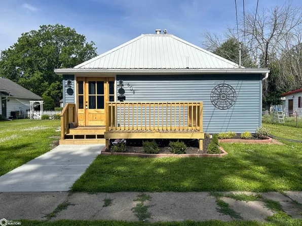 608 N 10th St, Clarinda, IA 51632