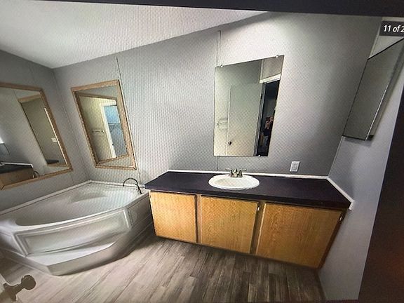 4th image of 2866 Orchard Ave #B