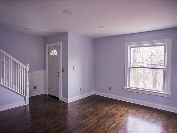 2nd image of 133 Liberty Ave