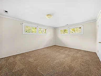 3 bed, 1299 sqft, $2,500 — Photo 4