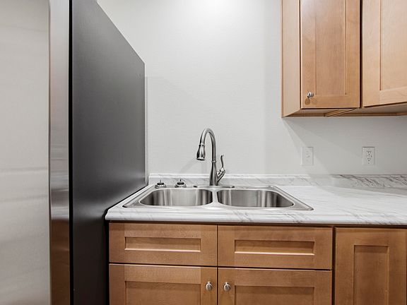 3rd image of 8093 3rd St
