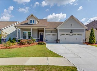 6824 Bungalow Rd, Flowery Branch, GA 30542