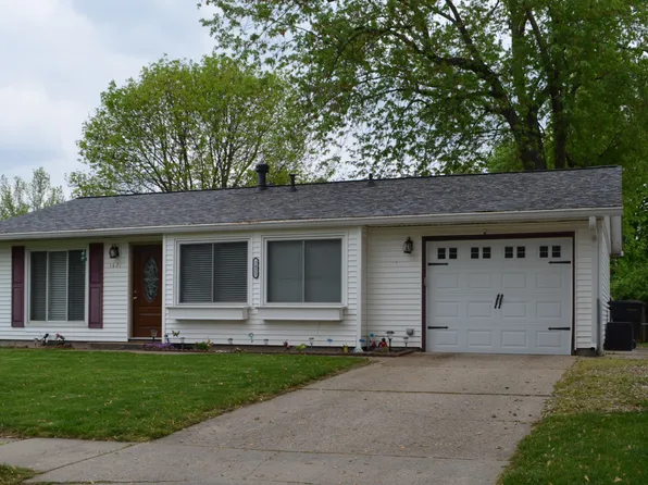 1421 Fairfax Dr, Lafayette, IN 47909