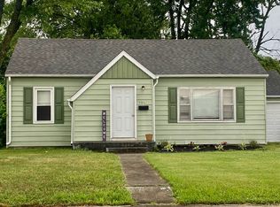 106 Airport Rd, Fairfield, IL 62837