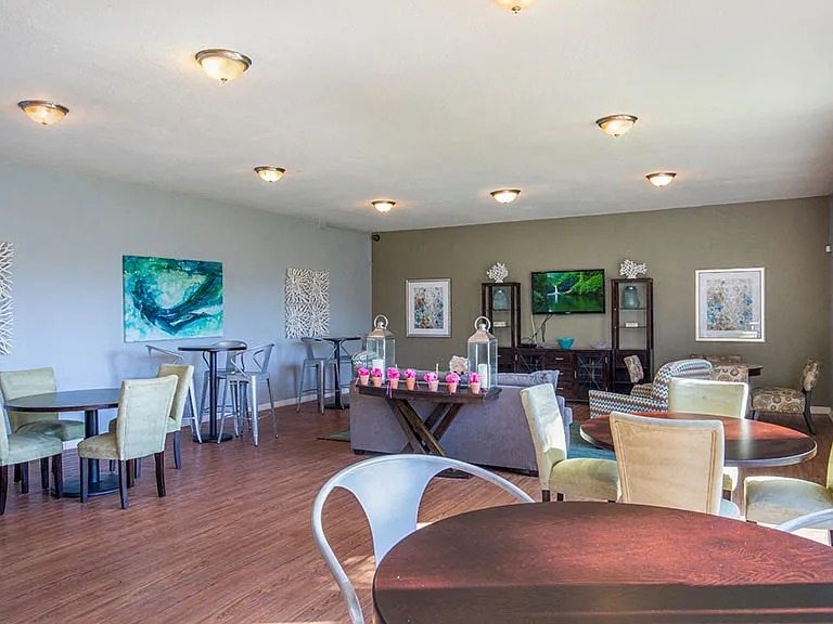The Element at River Pointe — Photo 31