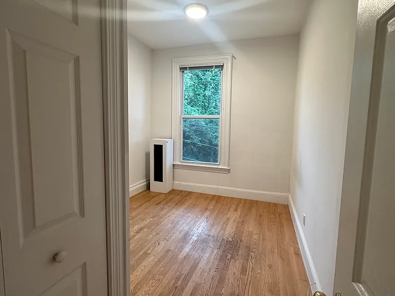 38 Newton St #2 — Photo 6