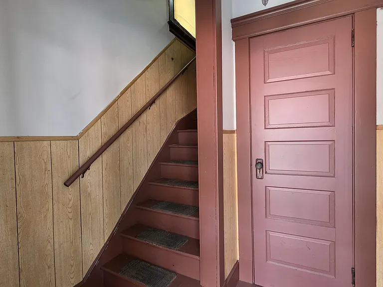 30 Fox St #B — Photo 2