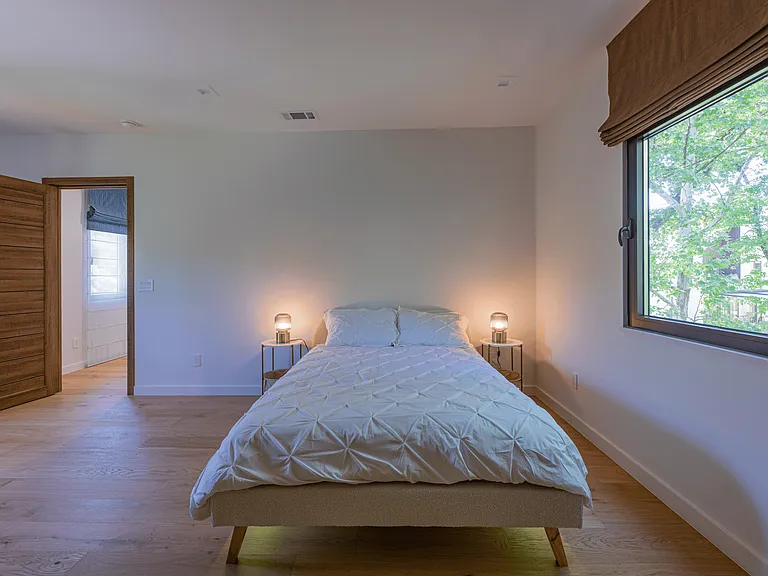 2806 Geronimo Trl — Photo 16