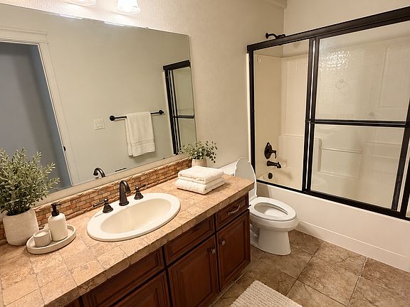 5th image of 2553 S Gatewood Ln