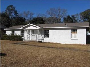 6266 Woodcrest Dr, Mobile, AL 36608