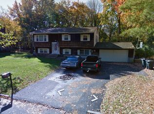 10 Kentor Ln, Monsey, NY 10952