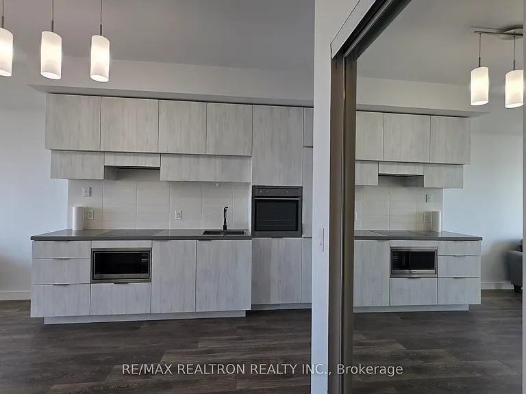 8 Eglinton Ave E #2605 — Photo 11