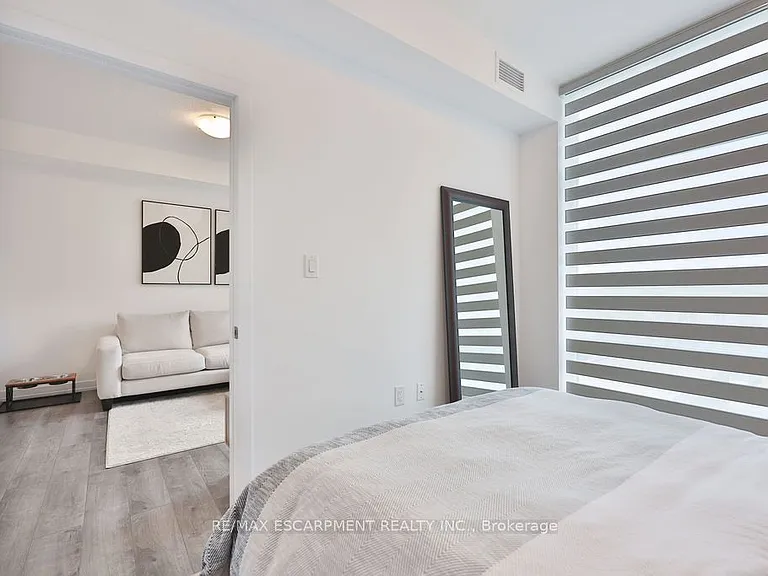 470 Dundas St E #314 — Photo 19