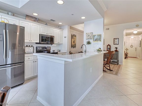 3rd image of 8341 Whiskey Preserve Cir APT 523