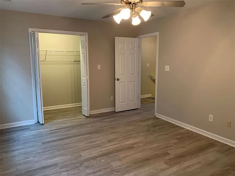 1743 Heights Cir — Photo 9