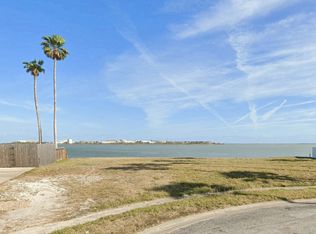 1366 Sandpiper Dr, Corpus Christi, TX 78412