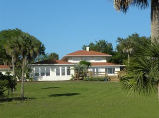 16332 Lakeshore Dr, Minneola, FL 34715