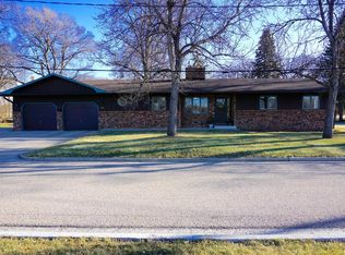 465 5th Ave SW, Valley City, ND 58072